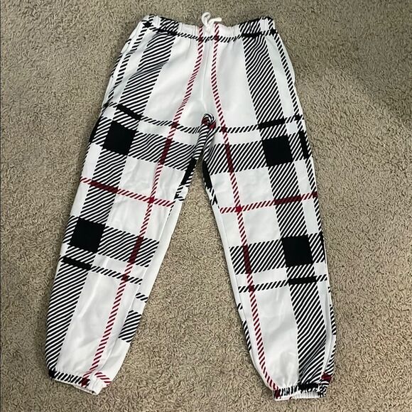 Colsie Plaid Sweatpants XS - Picture 2 of 5